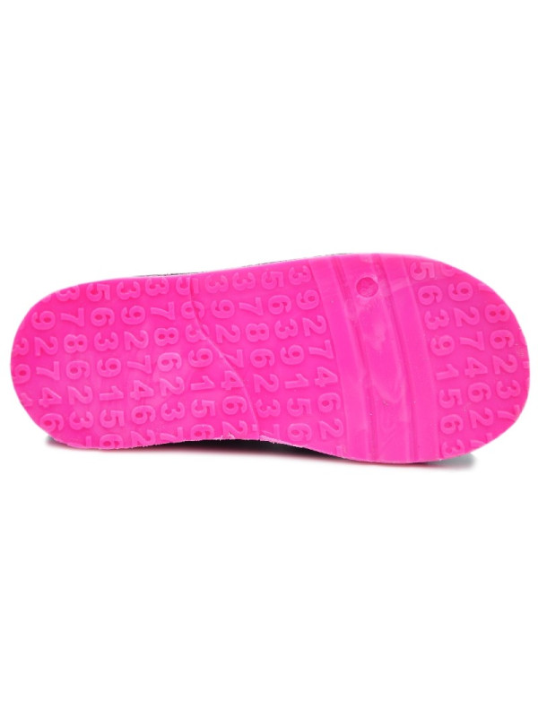 Różowe Kapcie Profilaktyczne Danielki z Kwiatuszkami