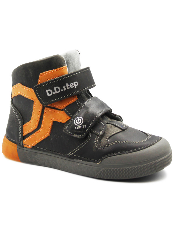 Buty na Wiosnę dla Chłopca LED Świecące DD Step 068-577bm