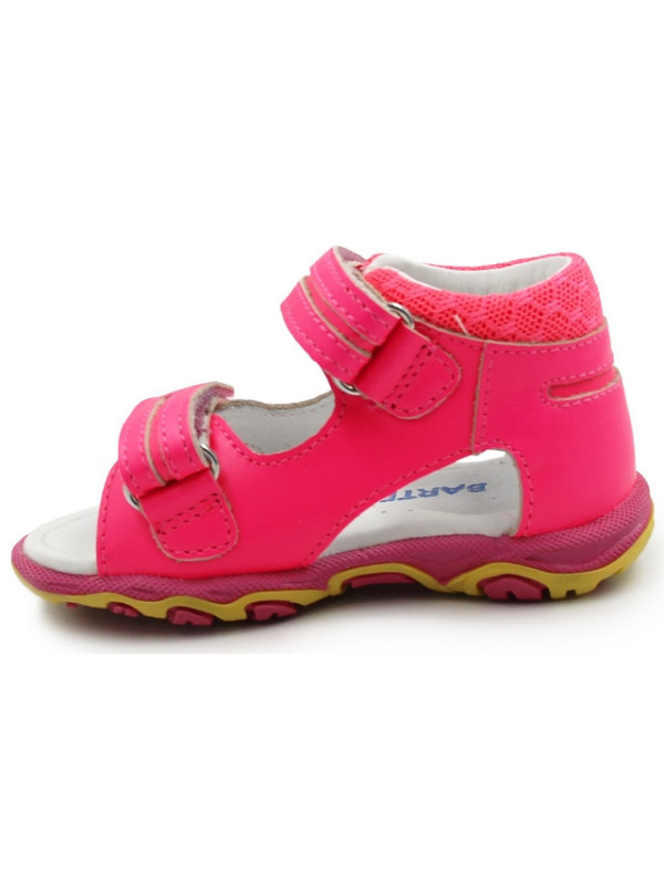 Sportowe sandałki dla dziewczynek na lato ze skóry naturalnej róż Bartek w-71825/NPF