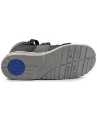 Sandały profilaktyczne dla chłopca z wysokim zapiętkiem Bartek 81804-022