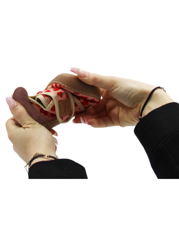 Kapcie Dziewczęce Do Szkoły i Przedszkola Barefoot Ameko Piko Hearts