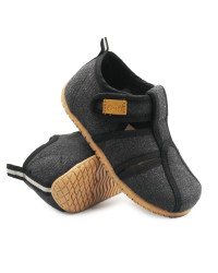 Buty Na Zmianę Do Szkoły i Przedszkola Dziecięce Czarne Emel 101-4