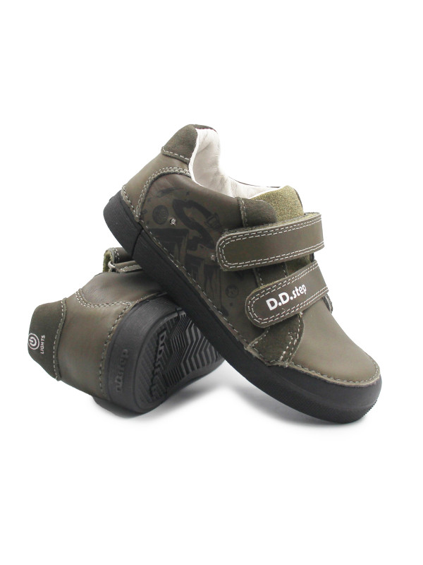 Chłopięce Buty Na Wiosnę Półbuty LED DD STEP S068-52288MZ Khaki