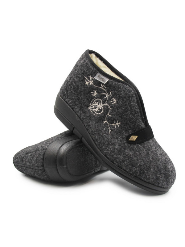 Pantofle dla seniorek na zimę ocieplane wełną DR ORTO 031D028