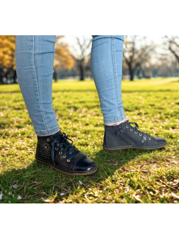 Młodzieżowe Granatowe Trampki Sznurowane Na Wiosnę Do Szkoły Bartek W-77254/SZ/0S9