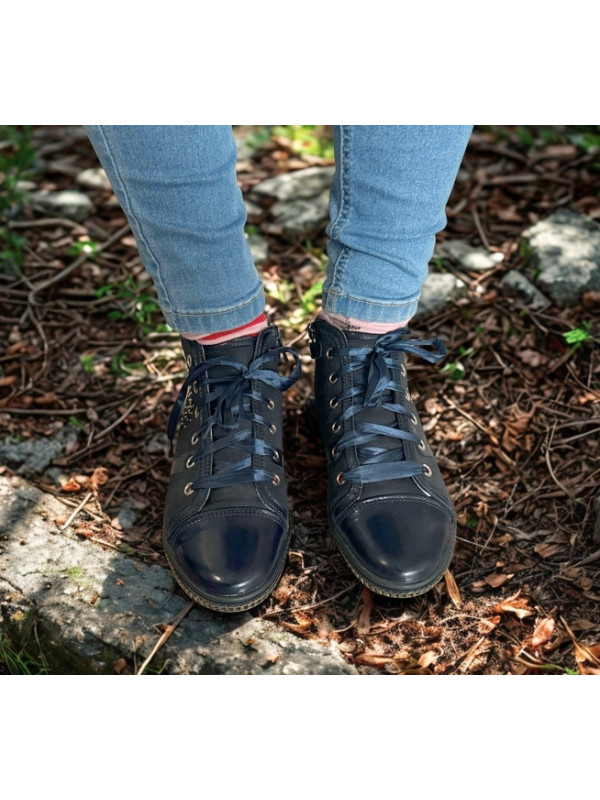 Młodzieżowe Granatowe Trampki Sznurowane Na Wiosnę Do Szkoły Bartek W-77254/SZ/0S9