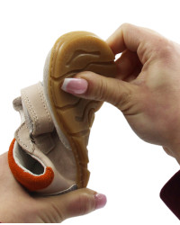 Buty Na Wiosnę Dziecięce Beżowe Primigi 1404033