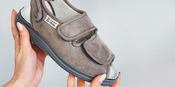 Stopa cukrzycowa. Jakie buty kupić?